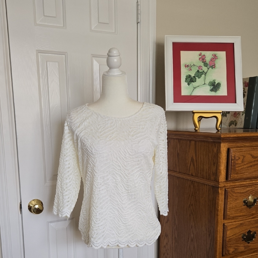 Peck & Peck Ivory Lace Lined Top - NWT
